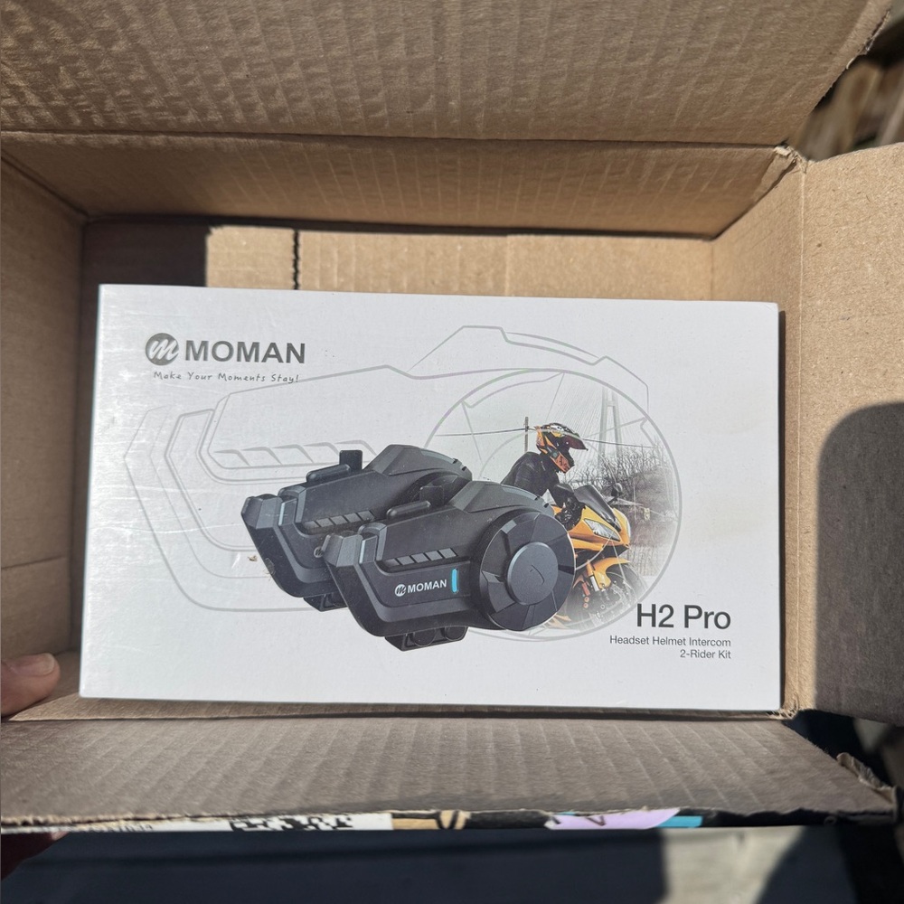 Moman H2 Pro Black and Blue Intercom Set
